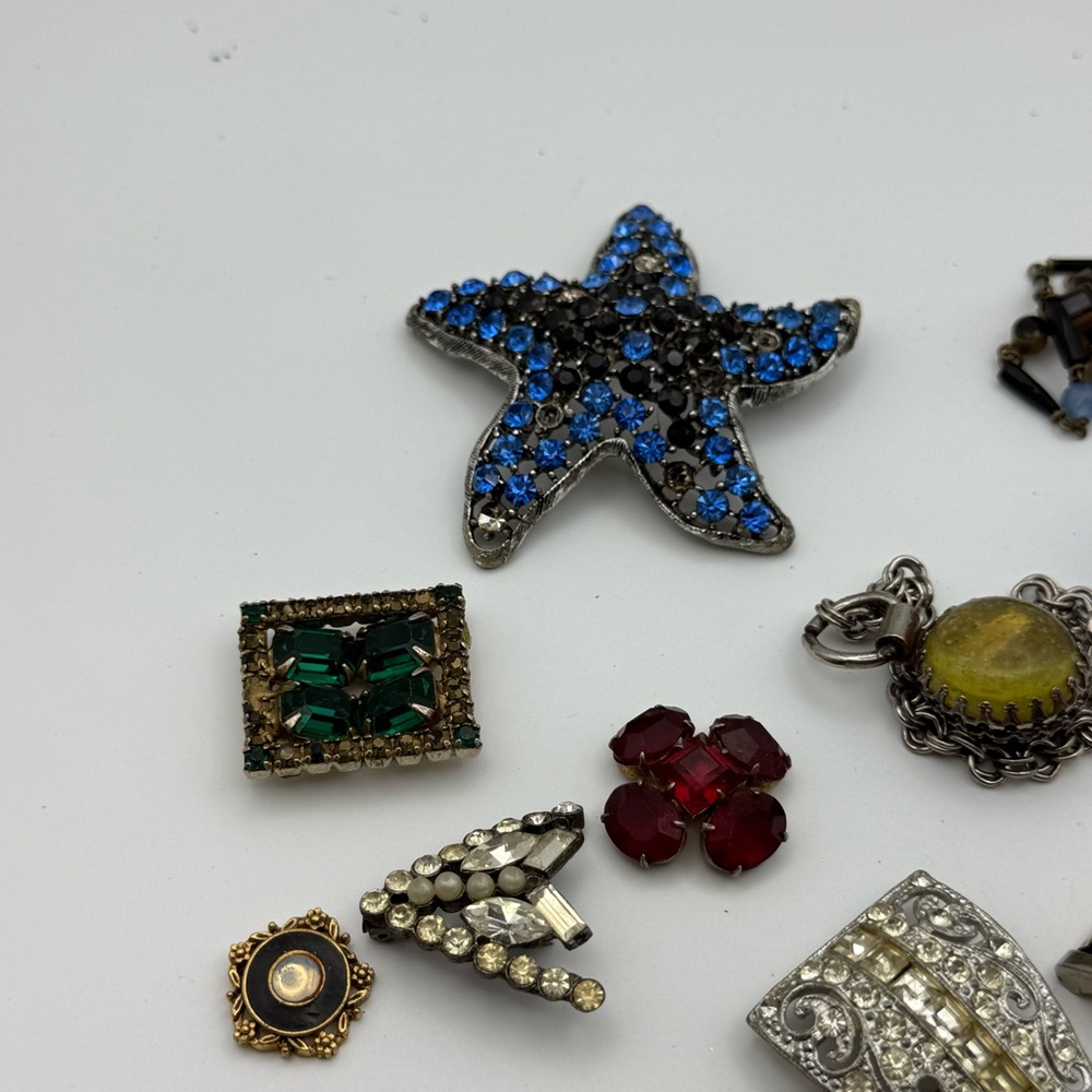Elegant craft rhinestone Multi-Color Brooch Set - Picture 2 of 5